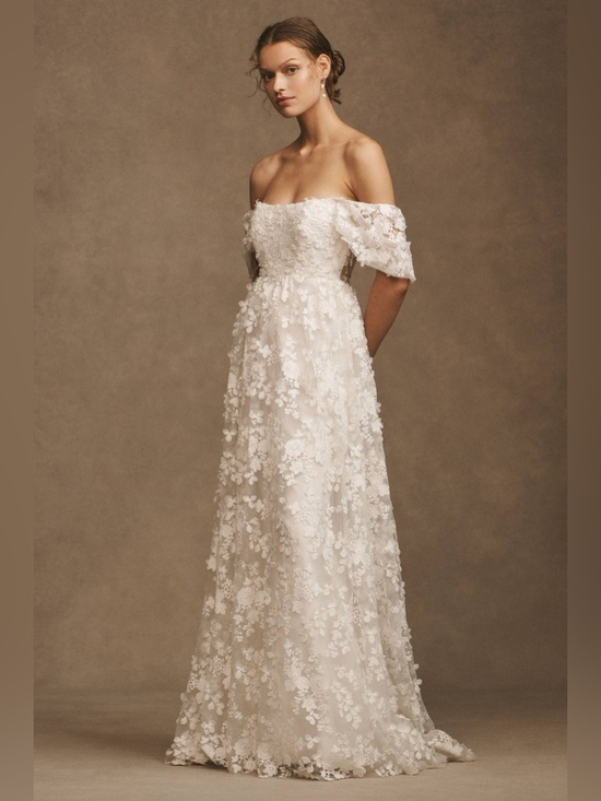Watters Dresses & Skirts - Willowby by Watters Lilia Puff-Sleeve Lace Empire Wedding Gown